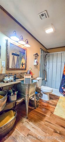 414397 E 1074 Road, Eufaula, OK 74432