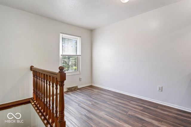 10064 Penrith Drive, Indianapolis, IN 46229