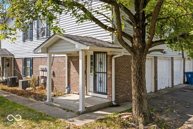 10064 Penrith Drive, Indianapolis, IN 46229