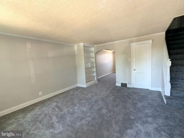 921 LINCOLN ST, Chester, PA 19013
