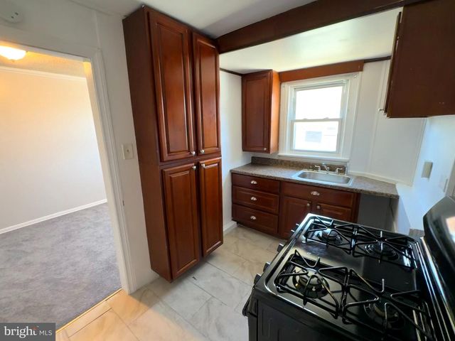 921 LINCOLN ST, Chester, PA 19013
