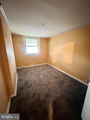 921 LINCOLN ST, Chester, PA 19013