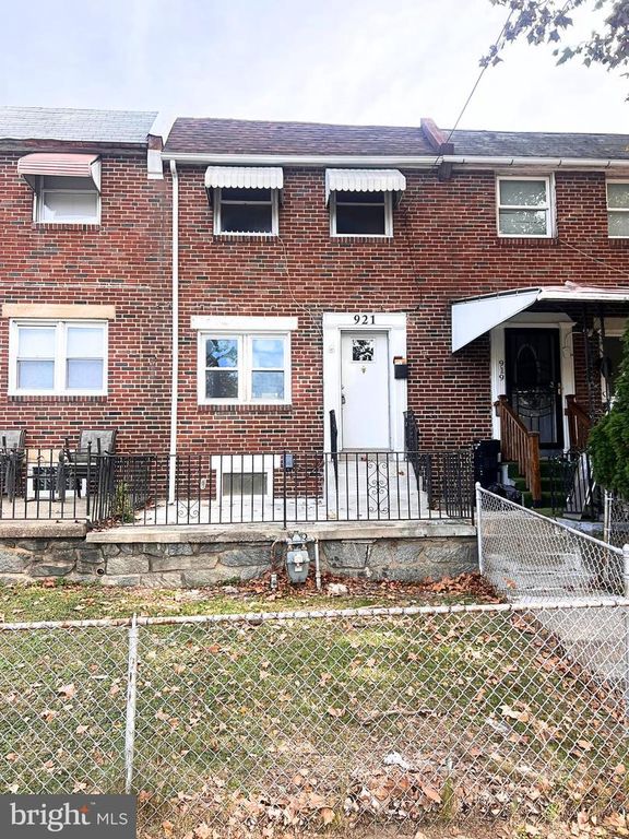 921 LINCOLN ST, Chester, PA 19013