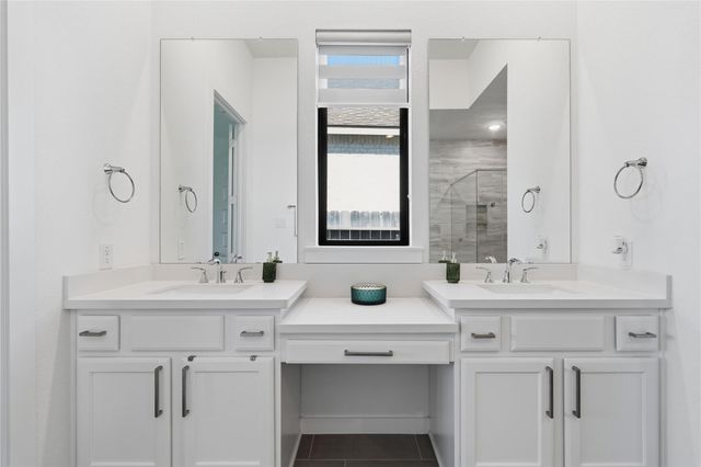 416 Bartlett Street, Webster, TX 77598