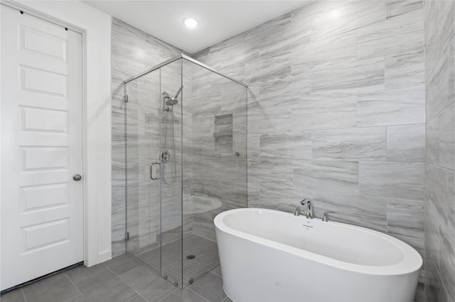 416 Bartlett Street, Webster, TX 77598