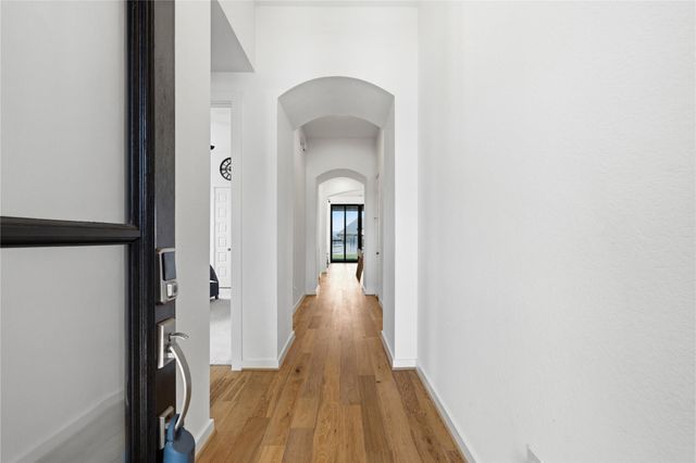 416 Bartlett Street, Webster, TX 77598