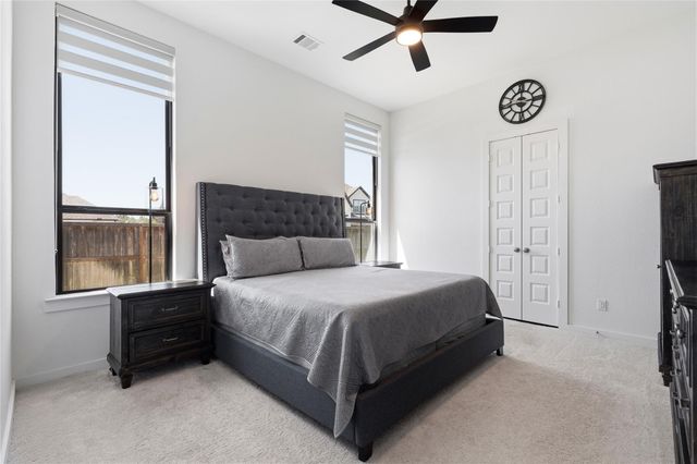 416 Bartlett Street, Webster, TX 77598