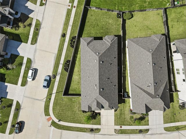 416 Bartlett Street, Webster, TX 77598