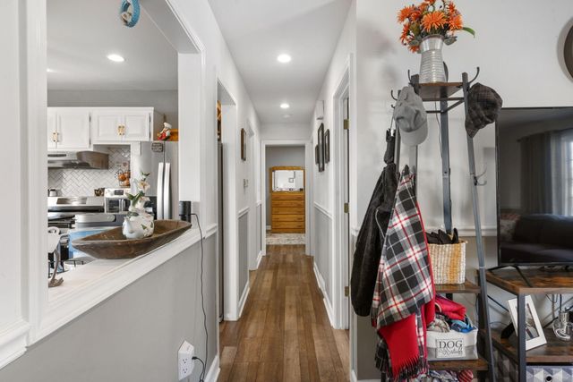 712 WEYLAND DR, Boonville, MO 65233