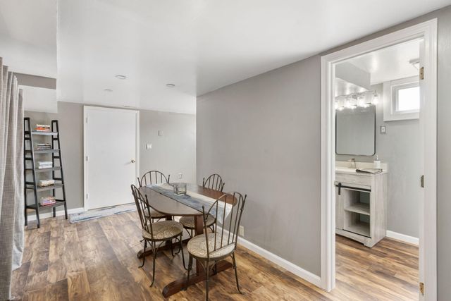 712 WEYLAND DR, Boonville, MO 65233