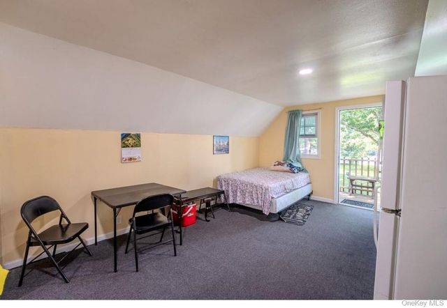 41 Fig Street, Central Islip, NY 11722