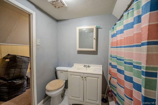 41 Fig Street, Central Islip, NY 11722