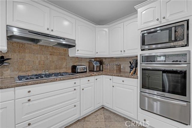 2120 Capuchin Way, Claremont, CA 91711