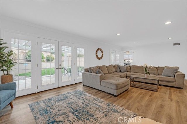2120 Capuchin Way, Claremont, CA 91711