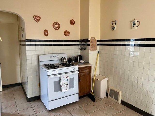 244 Webb Street, Calumet City, IL 60409