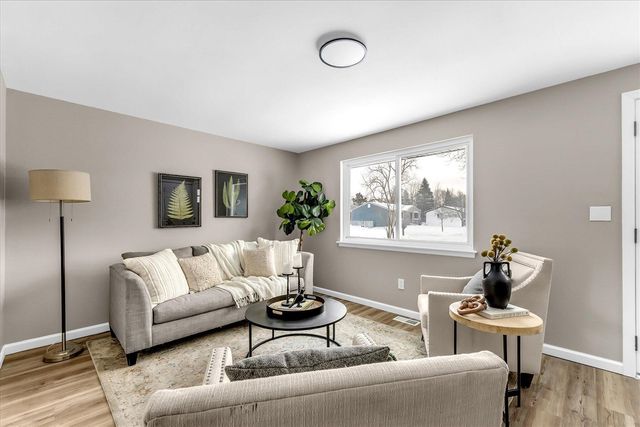 12 Faust Court, Ann Arbor, MI 48108