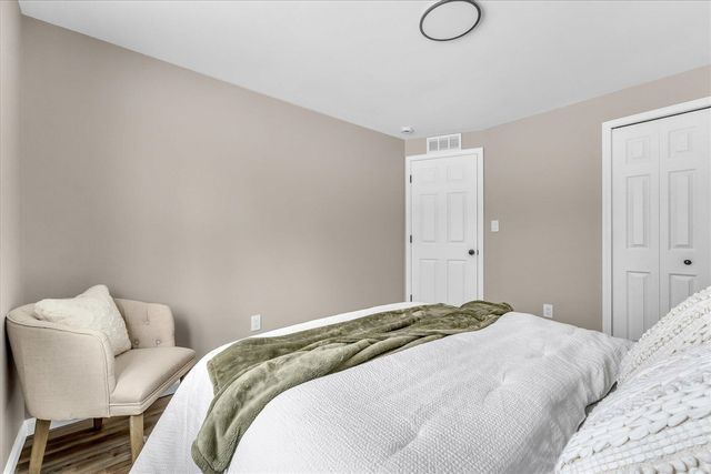 12 Faust Court, Ann Arbor, MI 48108