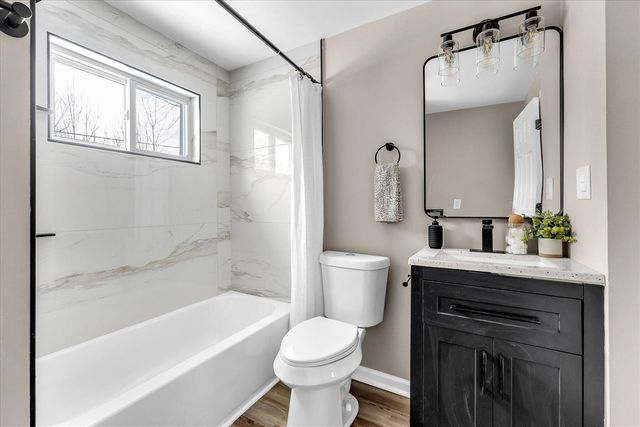 12 Faust Court, Ann Arbor, MI 48108
