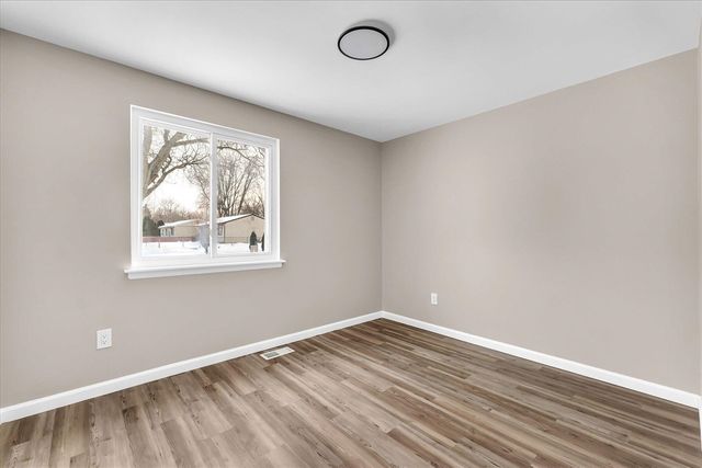 12 Faust Court, Ann Arbor, MI 48108