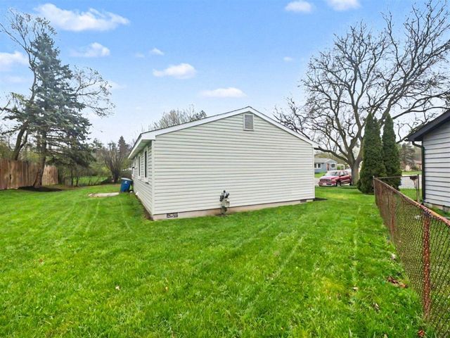 12 Faust Court, Ann Arbor, MI 48108