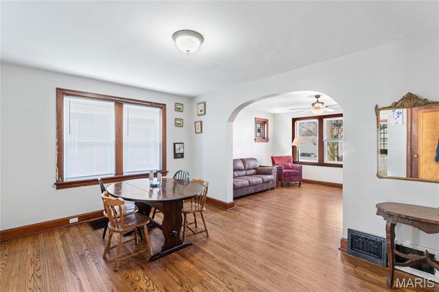 5518 Neosho Street, St Louis, MO 63109