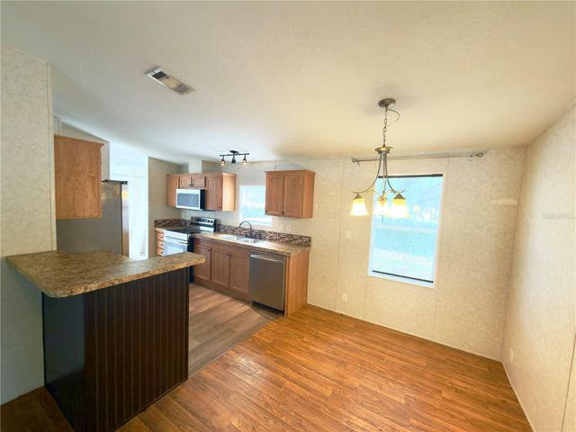 2115 BRUCE STREET, Lakeland, FL 33801