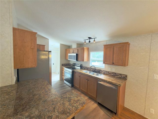 2115 BRUCE STREET, Lakeland, FL 33801