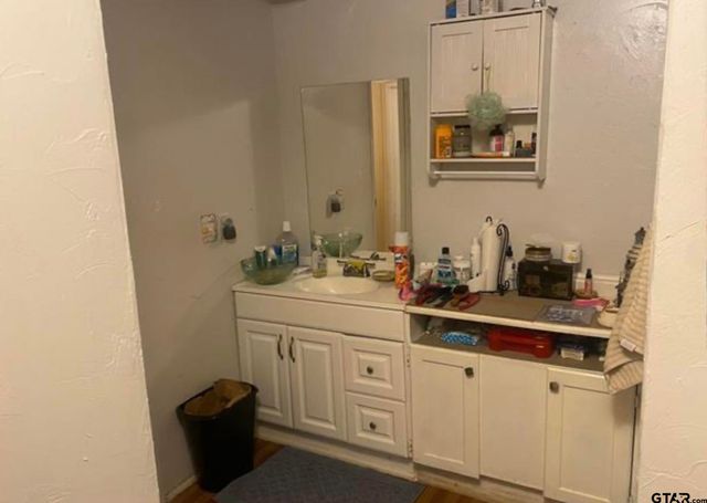 15853 San Augustine Dr, Tyler, TX 75704