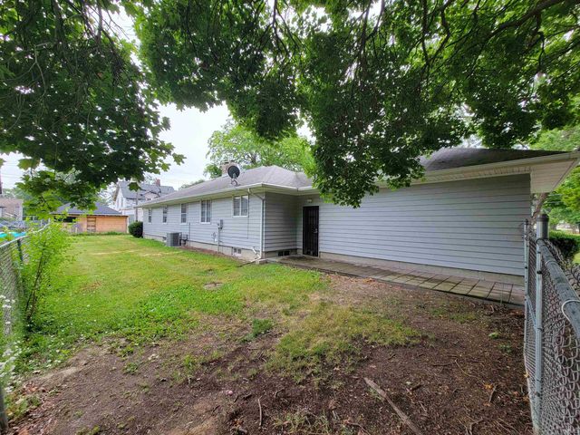 107 W Liberty Street, Butler, IN 46721