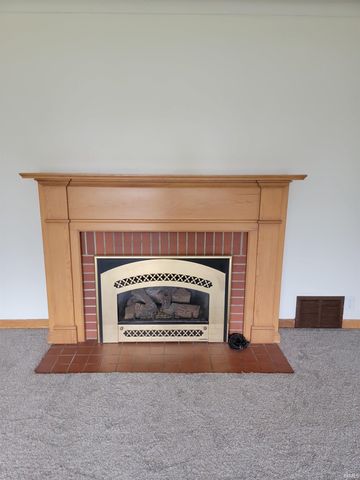 107 W Liberty Street, Butler, IN 46721
