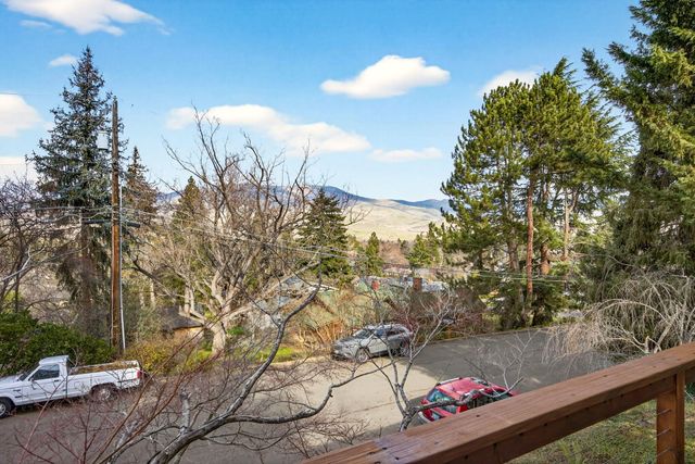 1872 Hope Street, Ashland, OR 97520
