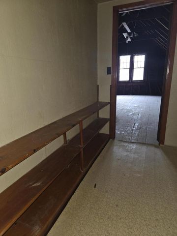 1035 S 33rd STREET, Milwaukee, WI 53215