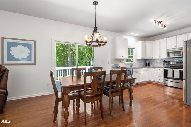 8708 Erinsbrook Drive, Raleigh, NC 27617