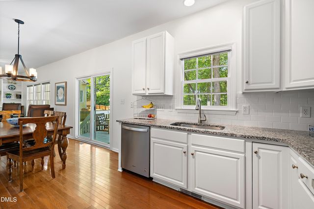 8708 Erinsbrook Drive, Raleigh, NC 27617