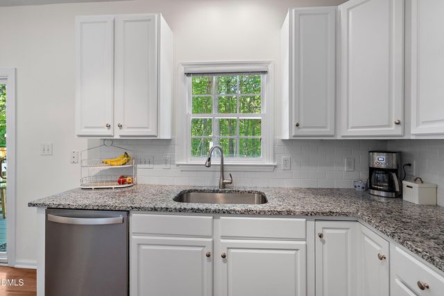 8708 Erinsbrook Drive, Raleigh, NC 27617