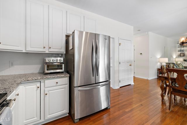 8708 Erinsbrook Drive, Raleigh, NC 27617