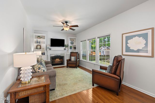 8708 Erinsbrook Drive, Raleigh, NC 27617