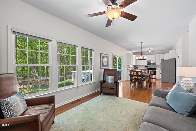 8708 Erinsbrook Drive, Raleigh, NC 27617