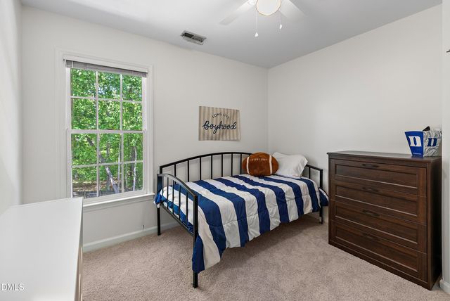 8708 Erinsbrook Drive, Raleigh, NC 27617