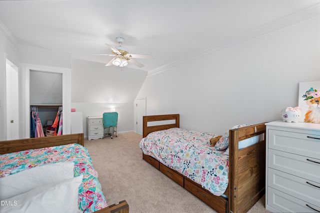 8708 Erinsbrook Drive, Raleigh, NC 27617