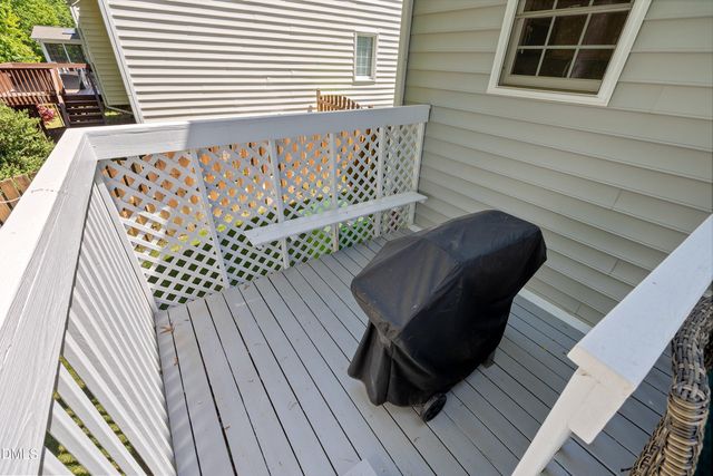 8708 Erinsbrook Drive, Raleigh, NC 27617