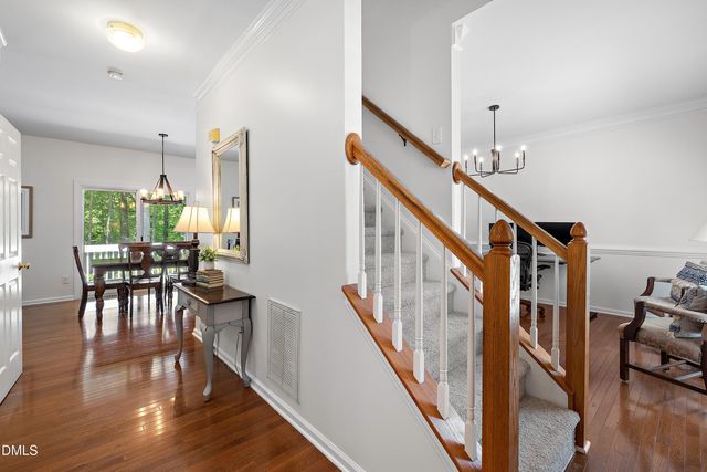 8708 Erinsbrook Drive, Raleigh, NC 27617