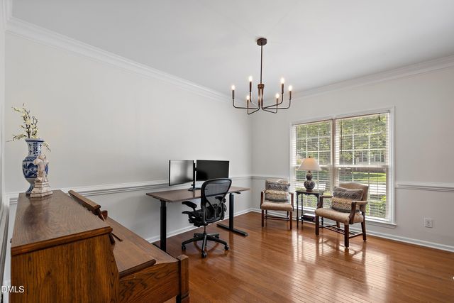 8708 Erinsbrook Drive, Raleigh, NC 27617