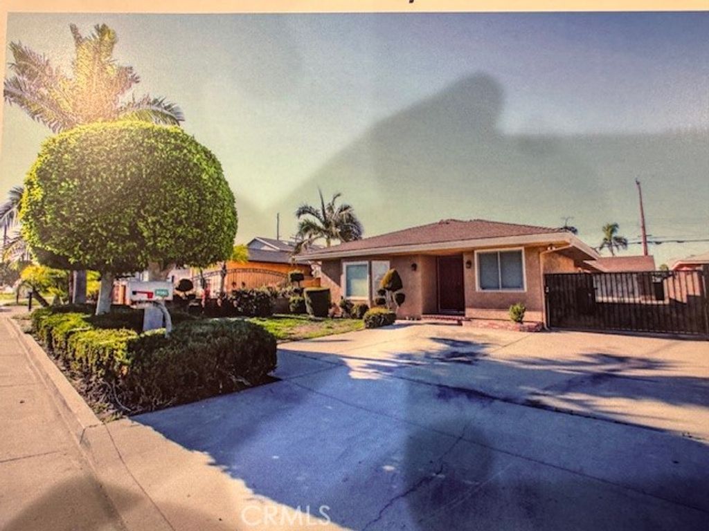 8061 19th, Westminster, CA 92683