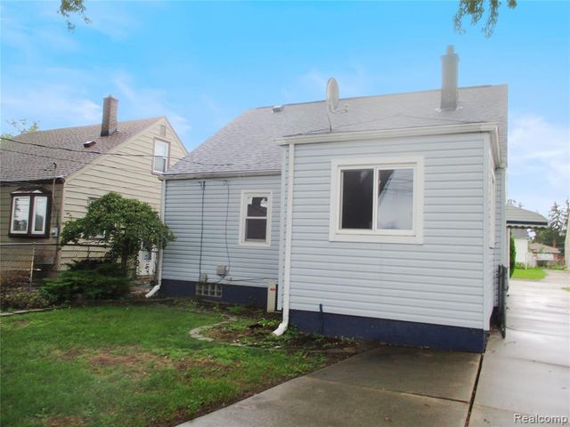 17771 Wexford Street, Roseville, MI 48066
