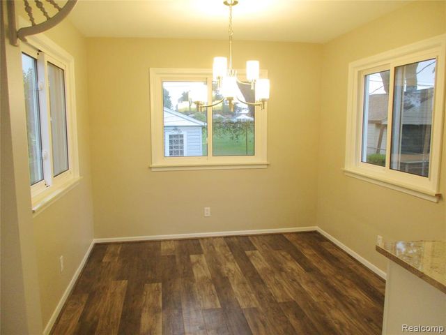 17771 Wexford Street, Roseville, MI 48066
