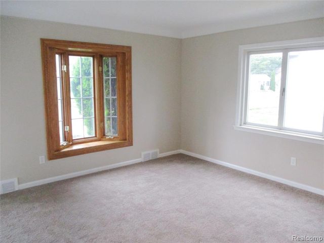 17771 Wexford Street, Roseville, MI 48066