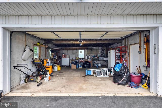 369 W KING ST, Pottstown, PA 19464