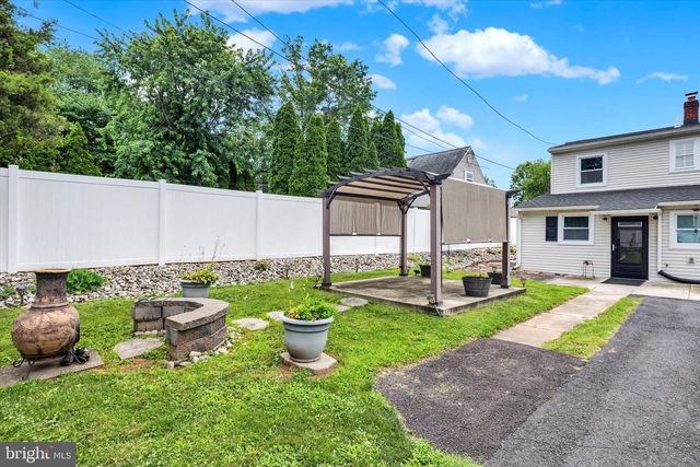 369 W KING ST, Pottstown, PA 19464