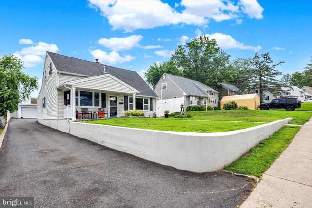 369 W KING ST, Pottstown, PA 19464